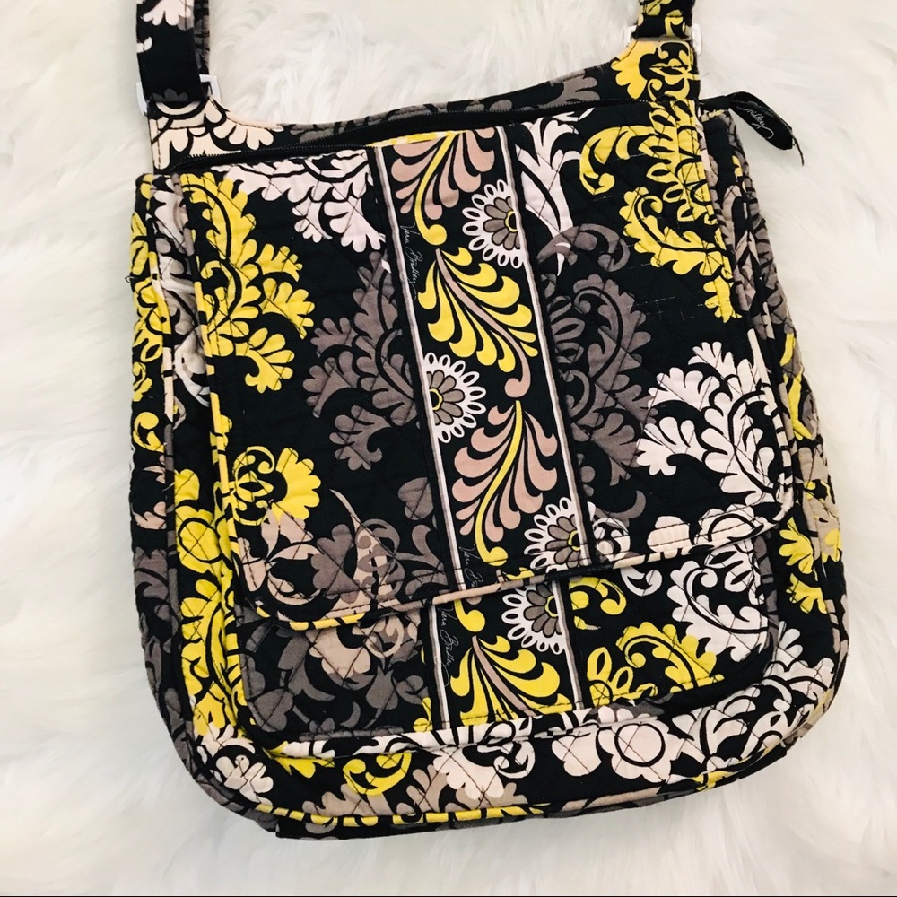 Free! Vera Bradley retired pattern crossbody purse